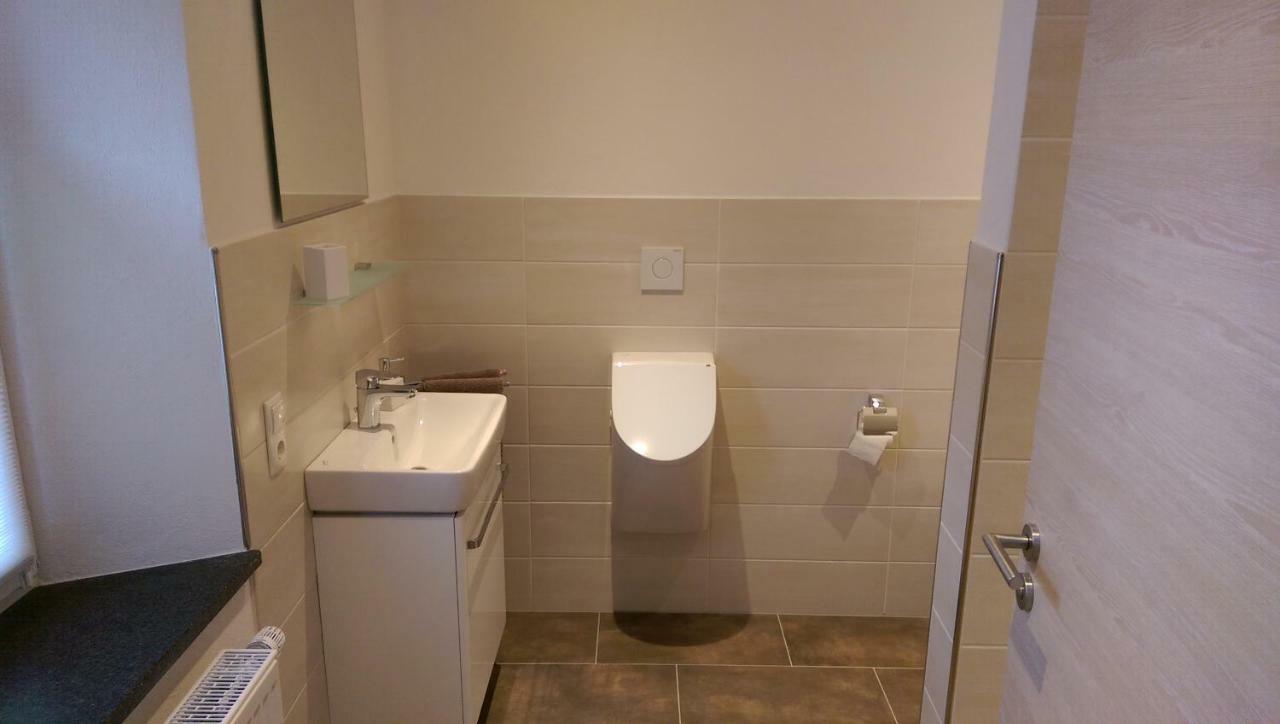 Ferienwohnung Beim Hooch Traud Brucktal Exterior foto